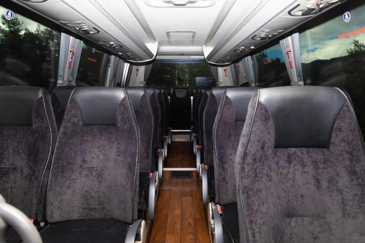 28 - 33 Θέσεων