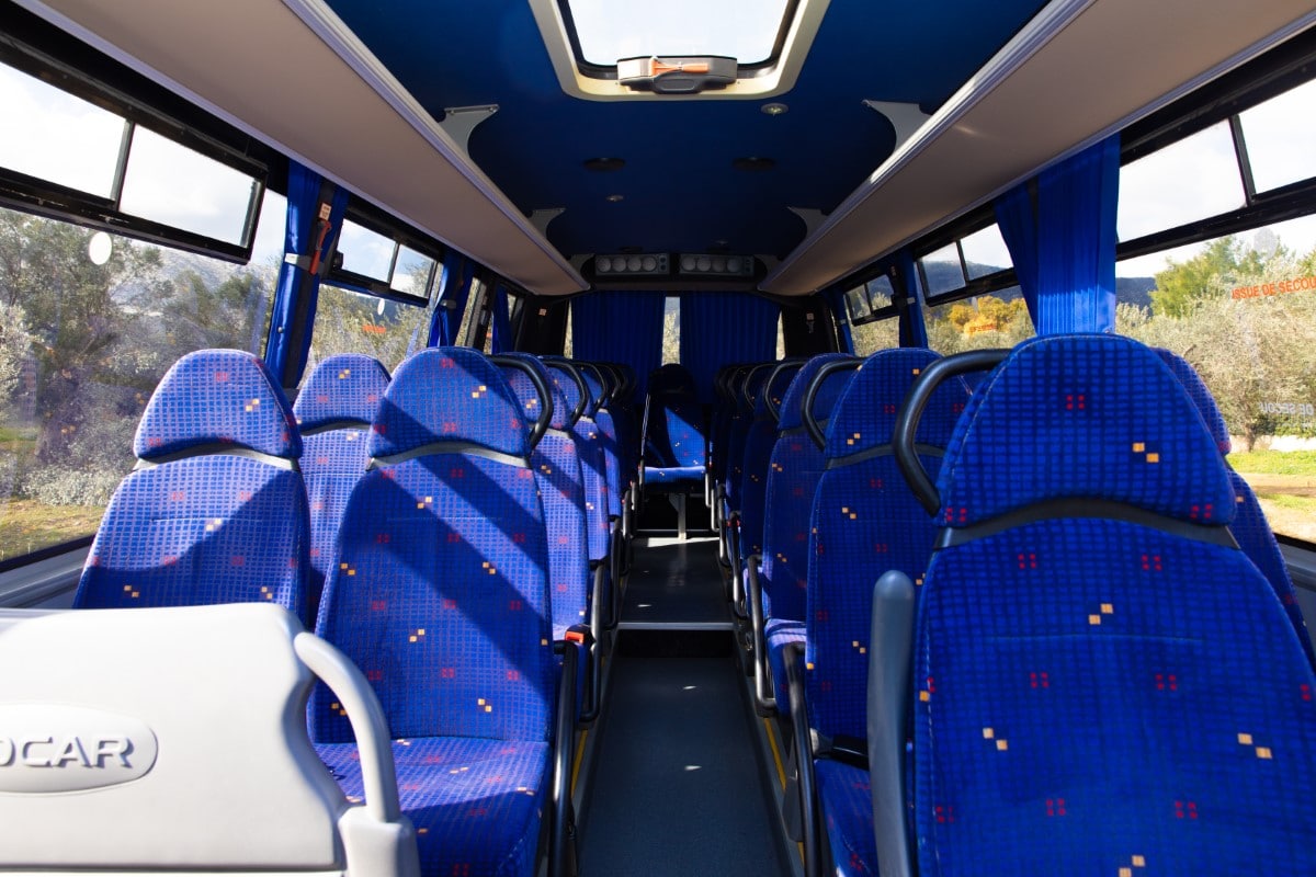 28 - 33 Θέσεων